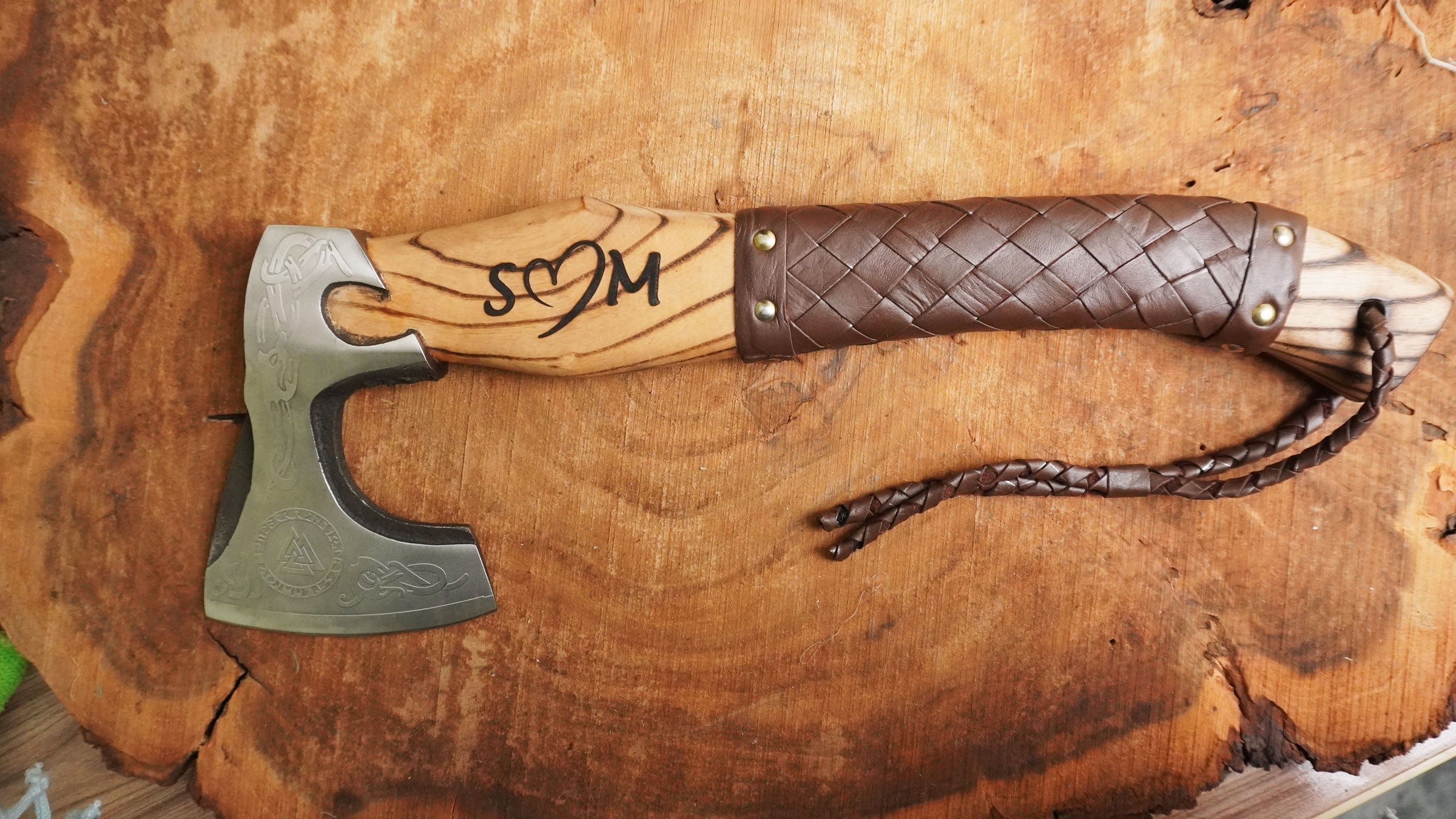 Why a Handmade Viking Axe Is a Must-Have